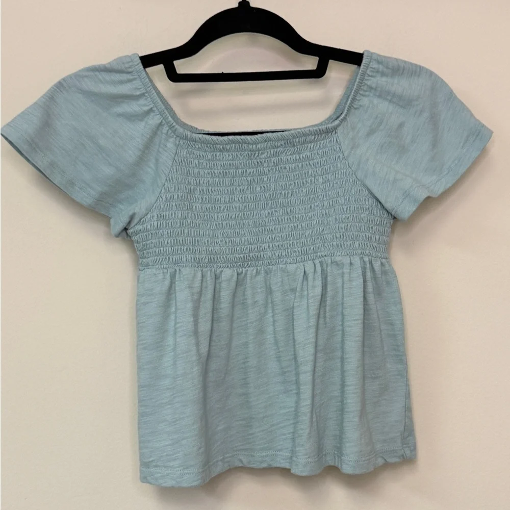 Old Navy: Girls Blue Smocked Flowy Top, Size L (10/12)